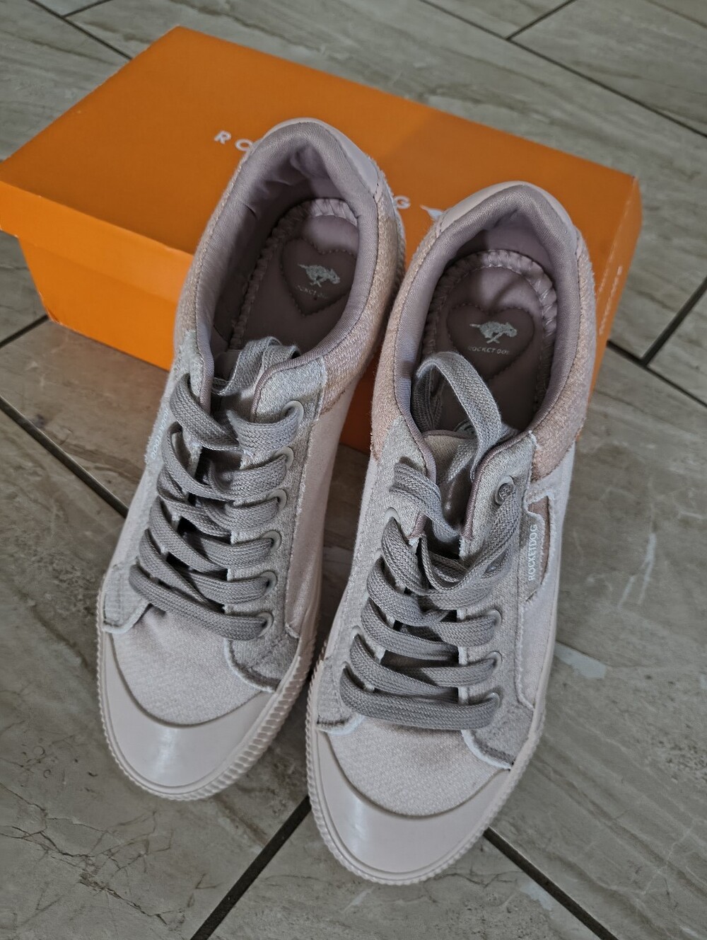 Rocket Dog Blush Pink Low-Top Sneakers